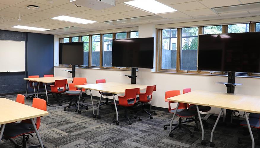 Language Lab in the newly remodeled Humanities Building in 2019