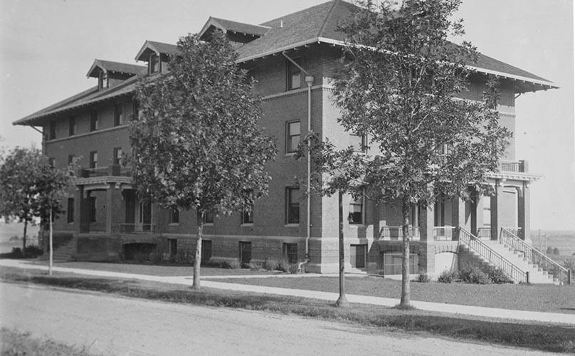 Spooner Hall, ca. 1922. 